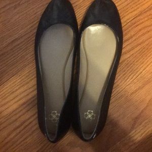 Ann Taylor flats